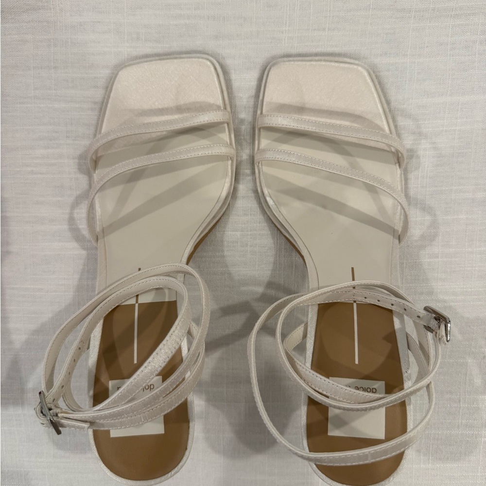 Dolce Vita White Strappy Heels Bridal Wedding Sandals Size 10 NWT